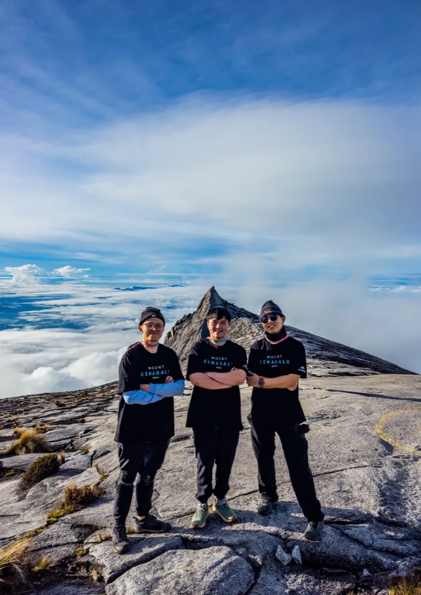 Kay Du and friends at Kinabalu summit