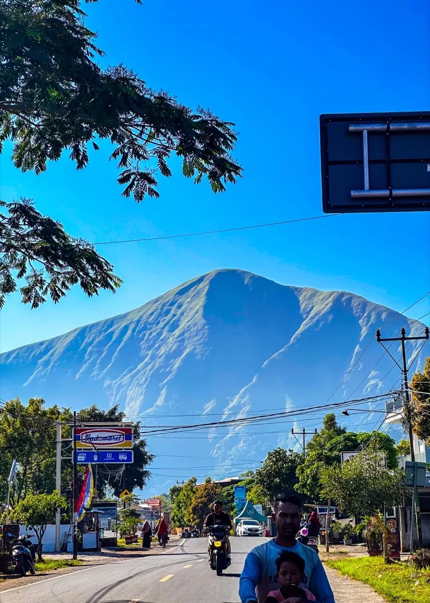 Mount Rinjani photo by Kay Du