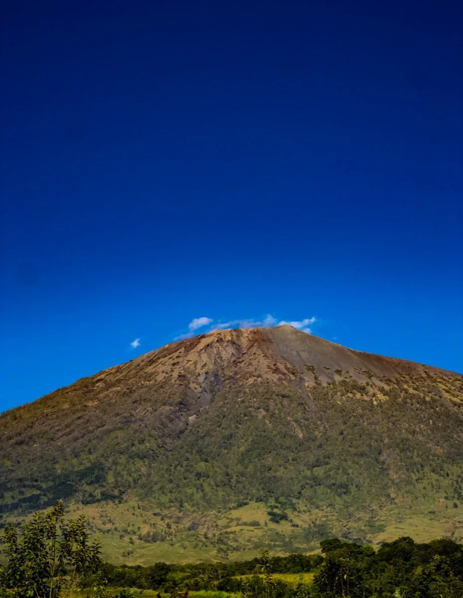 Mount Rinjani photo by Kay Du