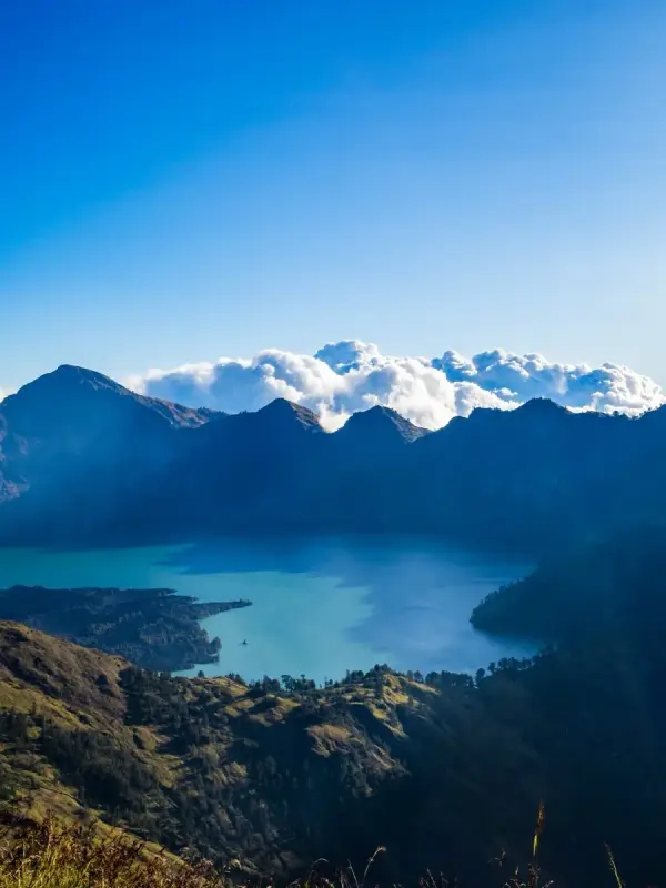 Mount Rinjani photo by Kay Du