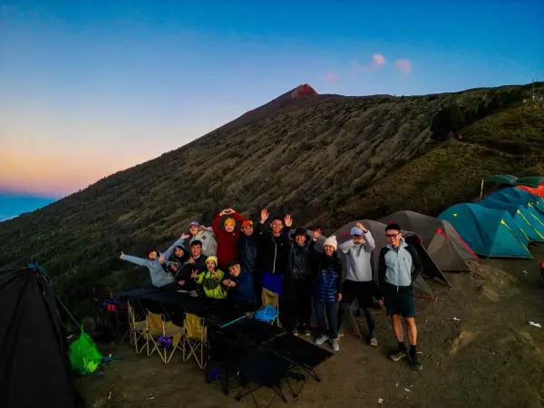 Group at Rinjani campsite during sunset